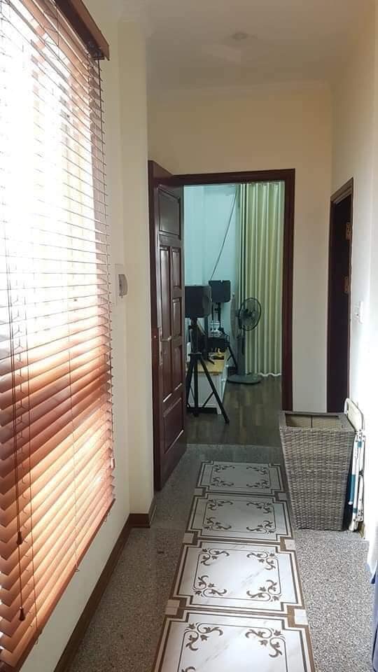 Nhỉnh 3 tỷ có nhà siêu đẹp Ngọc Thụy- Long Biên 41m x 4 tầng, full nội thất

 11106108