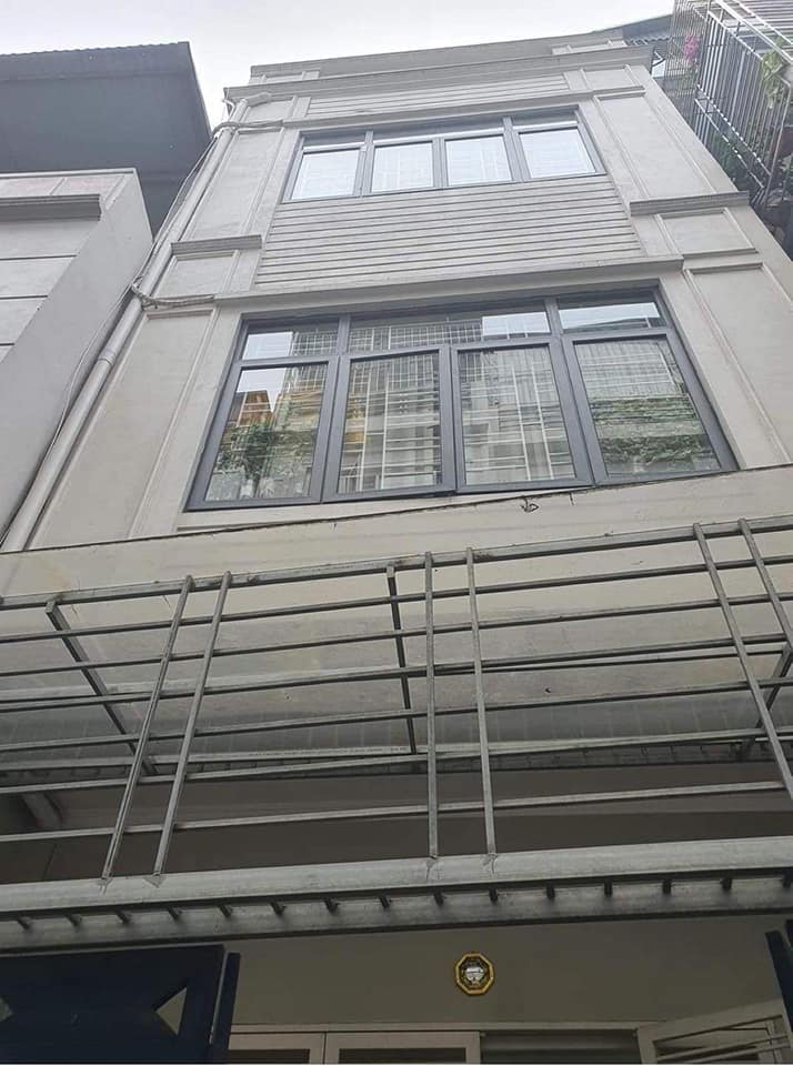 Nhà to tiền nhỏ Ngọc Lâm-Long Biên 73m x 4 tầng, 4.9 tỷ


 11111098