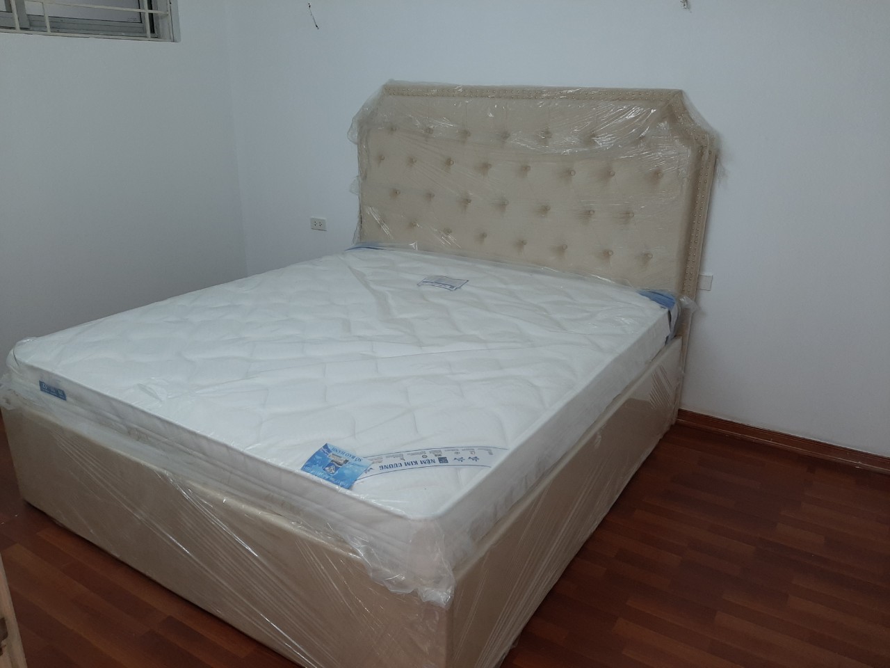 Cho thuê chung cư C37 Bắc Hà, 2 PN đủ đồ 9tr/tháng LH: 0915651569 11164590