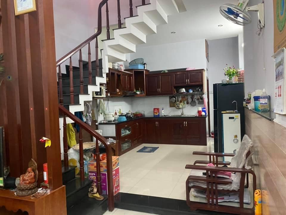 Nhà Quận 1 Trần Hưng Đạo 55m2 giá 8 tỷ 2 hẻm 4m, sát mặt tiền: Ở hoặc làm văn phòng 11171491