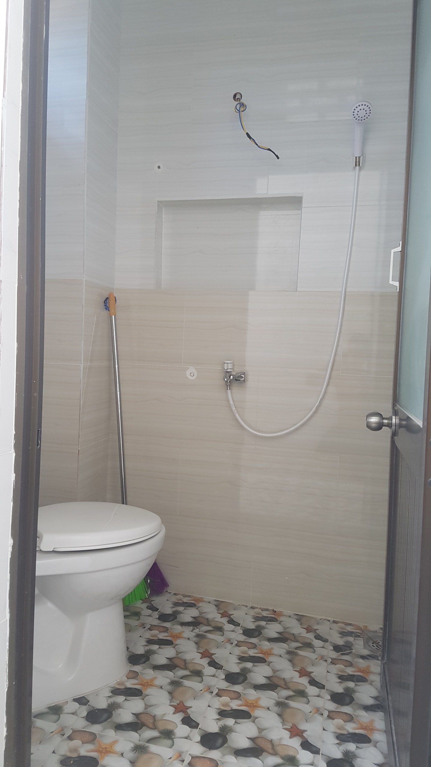 Công Nhân, Viên Chức Bán Nhà cạnh UNBD Phường 10, Vũng Tàu 11184597