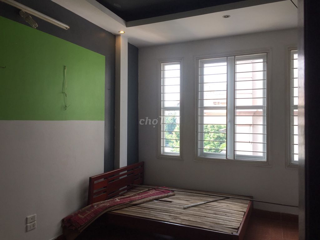 Cho thuê nhà 4 tầng tại Ngõ 180 ngách 61, Đường 70, Phường Tây Mỗ, Quận Nam Từ Liêm, Hà Nội 11221681