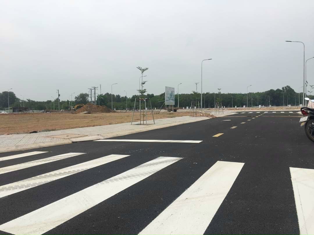 BÁN ĐẤT VỊ TRÍ ĐẮC ĐỊA GIÁ HẤP DẪN NHẤT THỊ TRƯỜNG , GẦN CHỢ CHÁNH LƯU BẾN CÁT, BÌNH DƯƠNG, LH 11231112