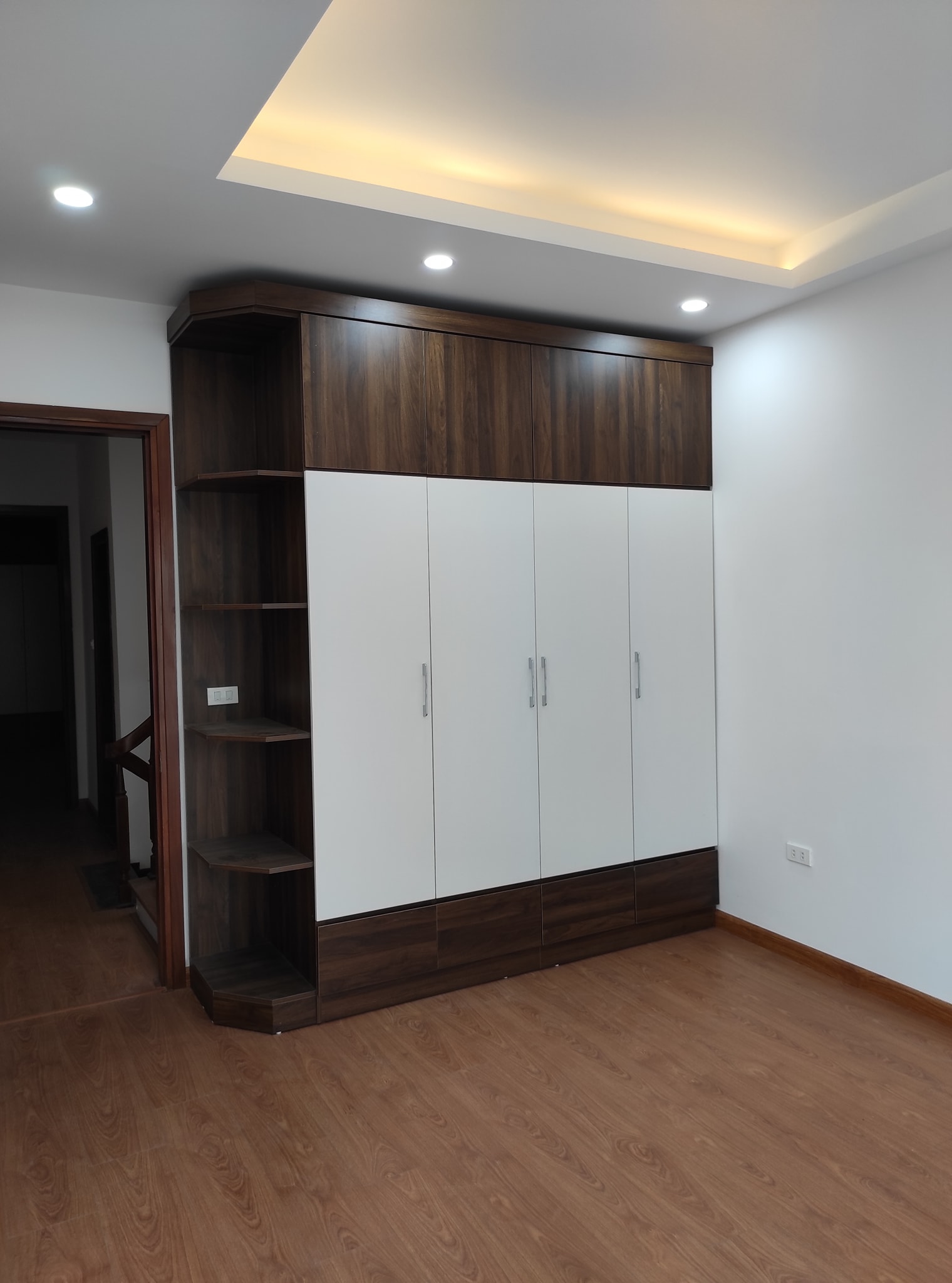 Bán nhà Phân lô 5 tầng đường Hoàng Văn Thái, Thanh Xuân 11237010