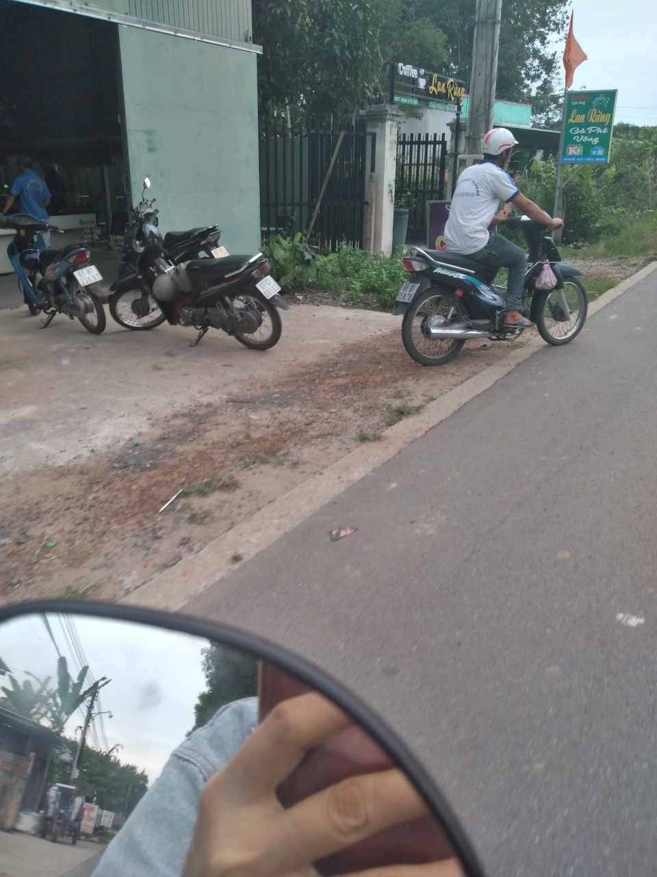 CHÍNH CHỦ BÁN NHÀ ĐẤT KCN RẠCH BẮP BẾN CÁT BÌNH DƯƠNG
 11249856