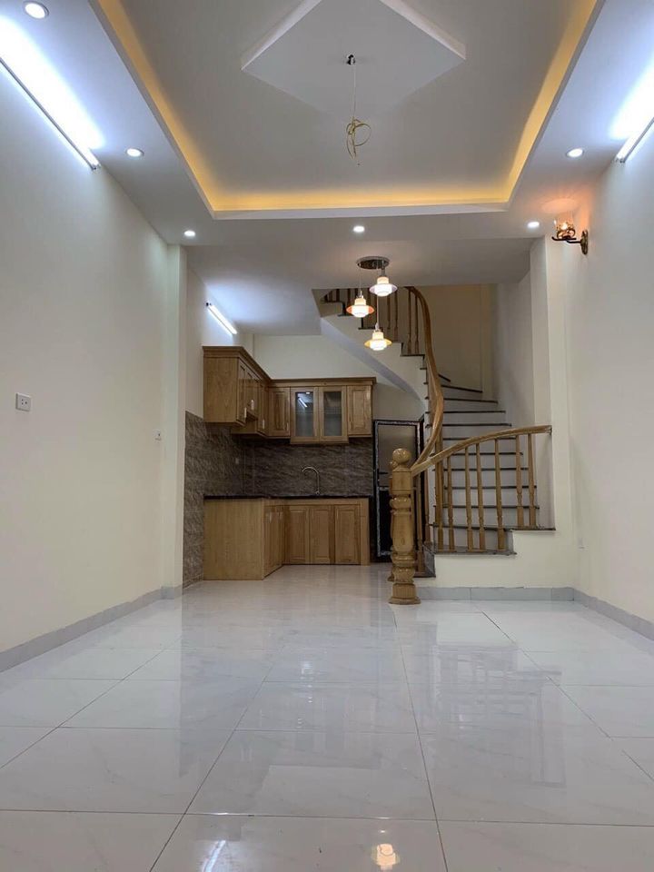      BÁN NHÀ CỔ LINH, LONG BIÊN 4T, 45m2, GIÁ 3,3 tỷ

 11251810