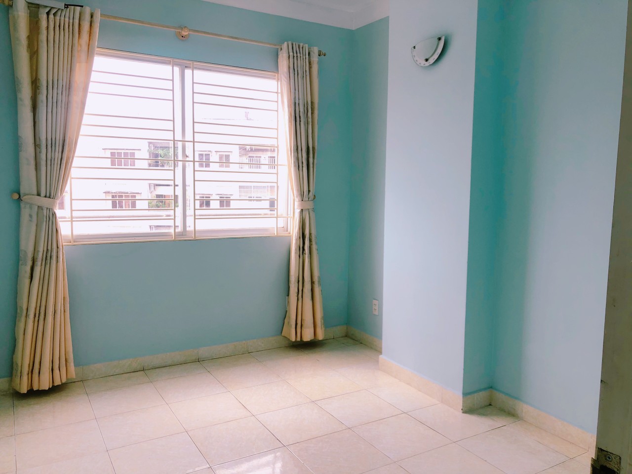 Chính chủ cần bán căn hộ chung cư Tân Thịnh Lợi, D37A, Cư Xá Phú Lâm B, Phường 13, Quận 6. Diện tích 65m2, 2 phòng. 11252529