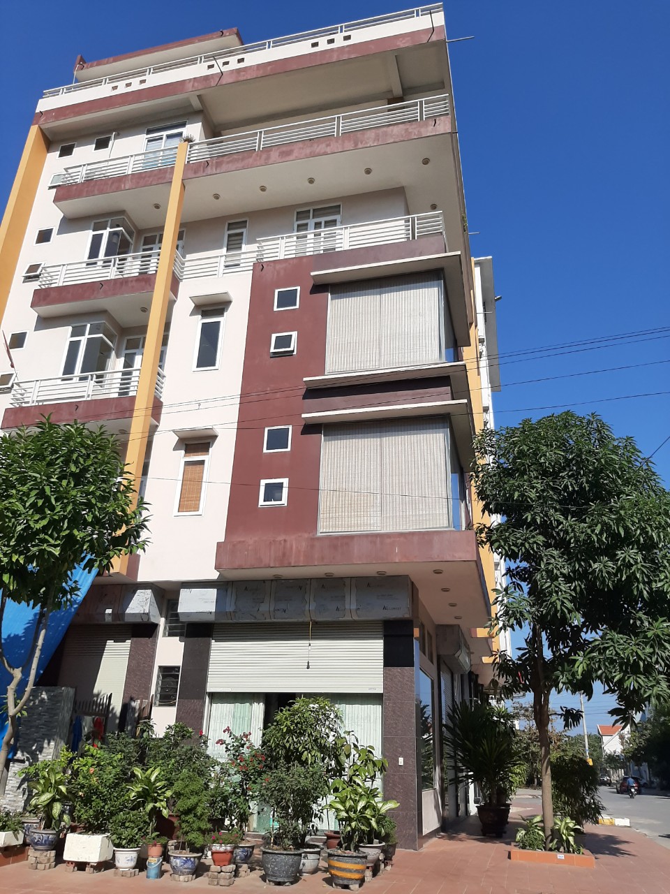 Chính Chủ Cần Cho Thuê Nhà 2 Mặt Tiền Đường Tại Đường Lương Thế Vinh Khu Đô Thị Cienco5 Tp Hạ Long . 11259158