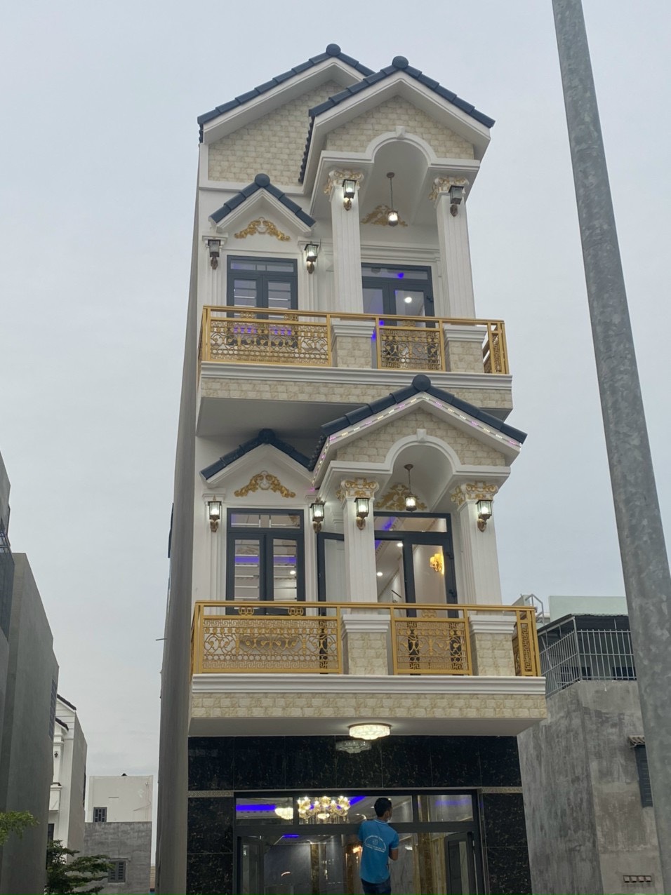 Chính chủ cần bán căn nhà 1 trệt 2 lầu đường Phan Đình Giót, Thuận An, Gía chỉ 2,3 tỉ. 11259190