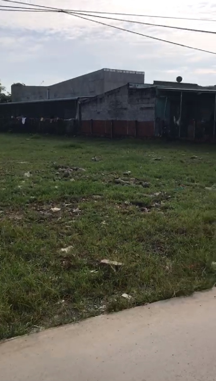 CẦN RA NHANH LÔ ĐẤT DT 1 100M2 - ẤP 4 XÃ LONG ĐỊNH, CẦN ĐƯỚC, LONG AN. LH: 0968408095 11262019