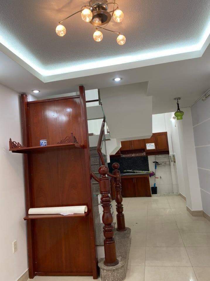 Bán Nhà bên hông Cư Xá Bắc Hải, 30m2, đúc BTCT 5 tầng, 5PN, giá 4.3 tỷ 11263109