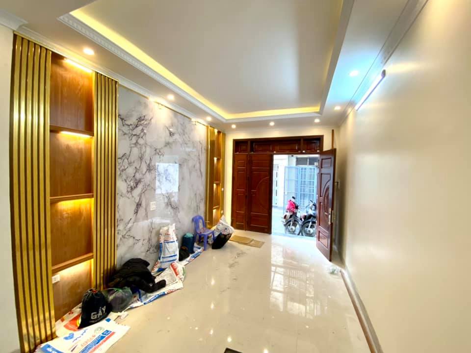 Nhà đẹp Ái Mộ - Long Biên 61m x 4 tầng, 4.5 tỷ 
 11265409