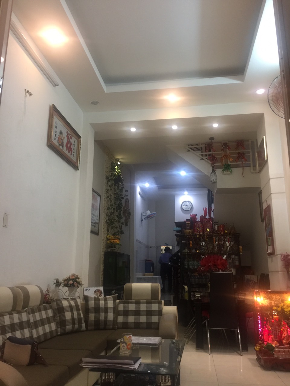 Bán Nhà ngay UBND Quận 10, DT 35m2, đúc 3 tầng BTCT, 3 PN, 5 tỷ (TL) 11281206