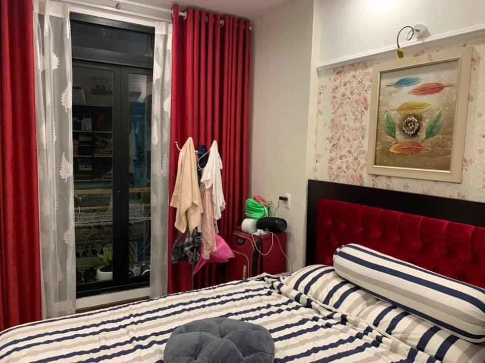 Bán Nhà ngay UBND Quận 10, DT 35m2, đúc 3 tầng BTCT, 3 PN, 5 tỷ (TL) 11281206