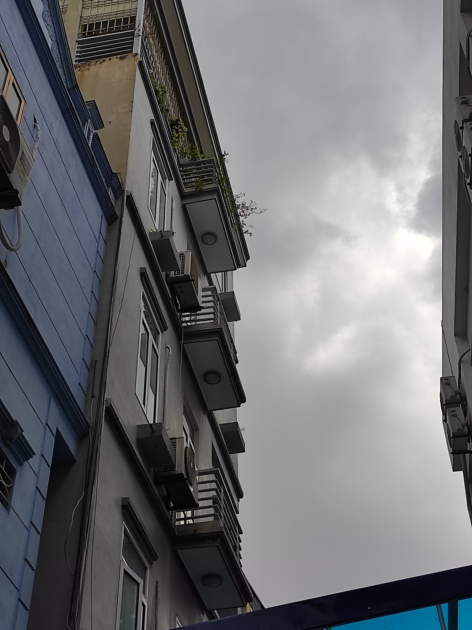 Bán nhà riêng 5 tầng đường Đại La, Hai Bà Trưng 11289752