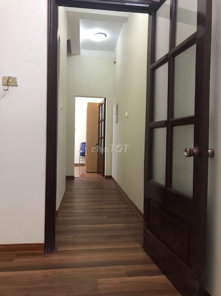 Cho thuê tầng 1 và tầng 3 nhà riêng ngõ 151 Láng Hạ, Đống Đa, HN 11298107