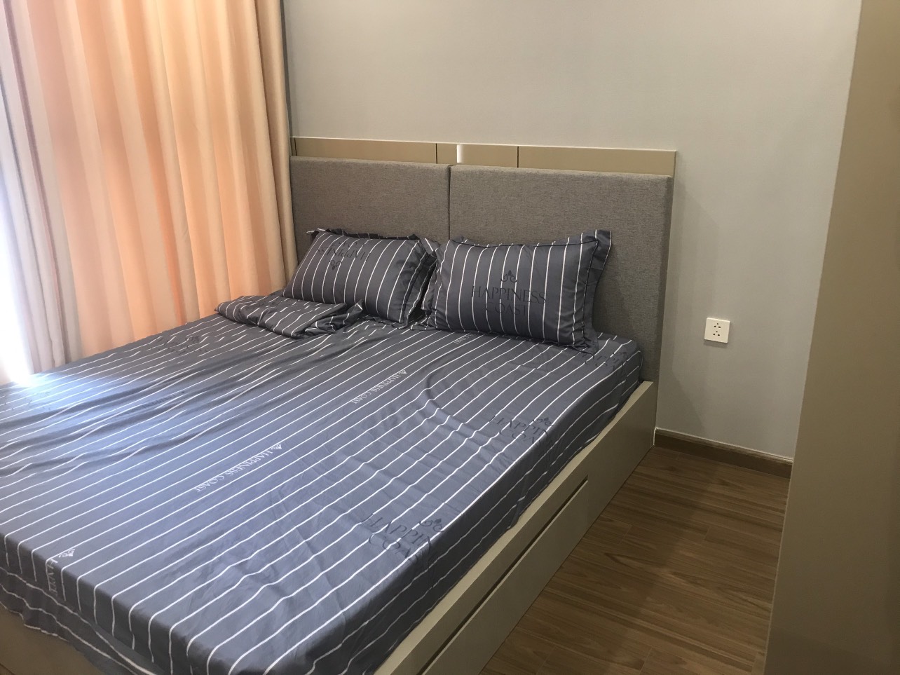 Cần cho thuê căn hộ 2pn, 2wc tầng 6, toà w2, Westpoint Phạm Hùng 11340569