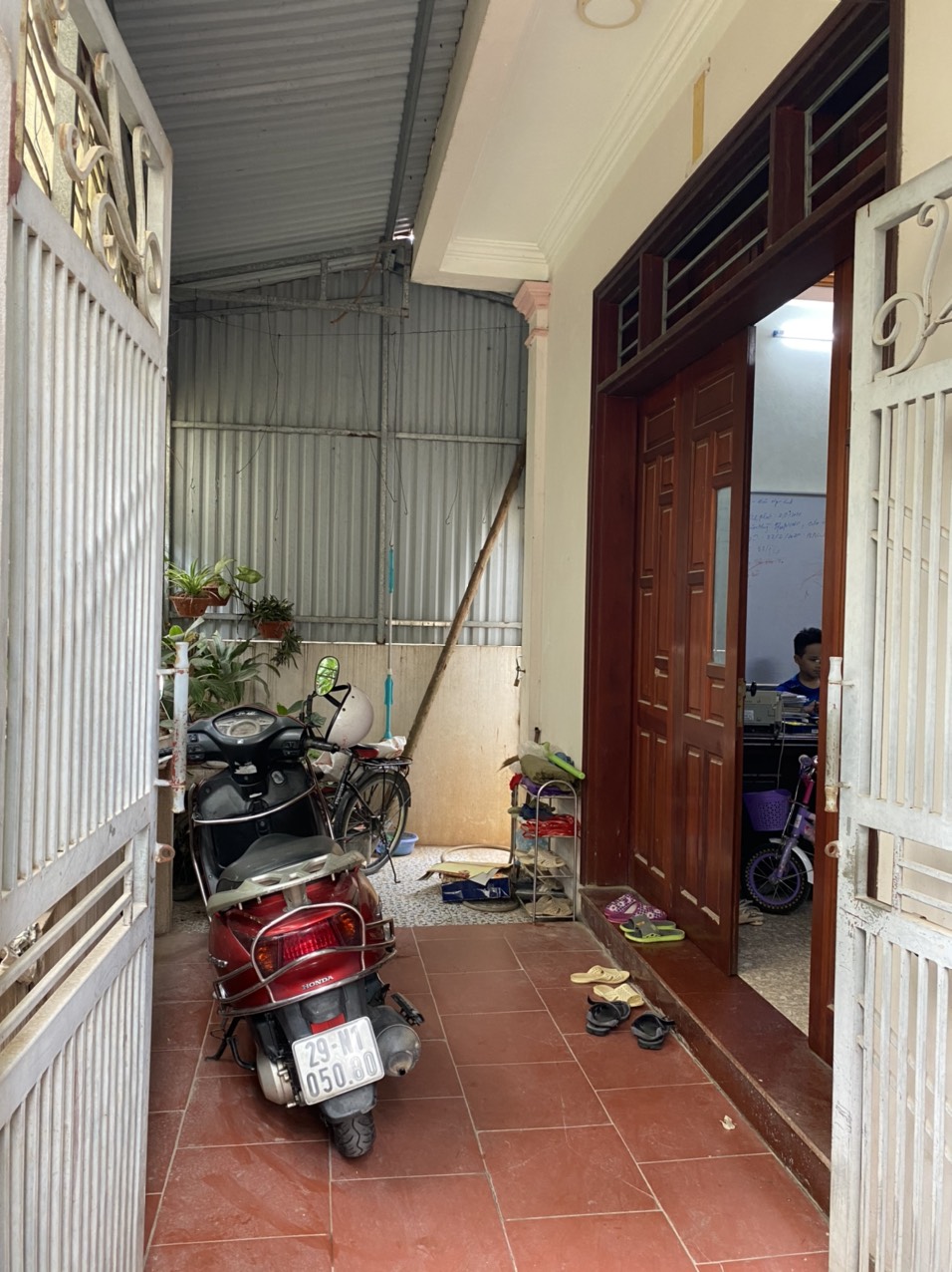 Chính chủ cần bán nhà 45 m2, 3 tầng, 1 tum, sổ đỏ chính chủ 1,9 tỷ Yên Nghĩa, Hà Đông 11344544