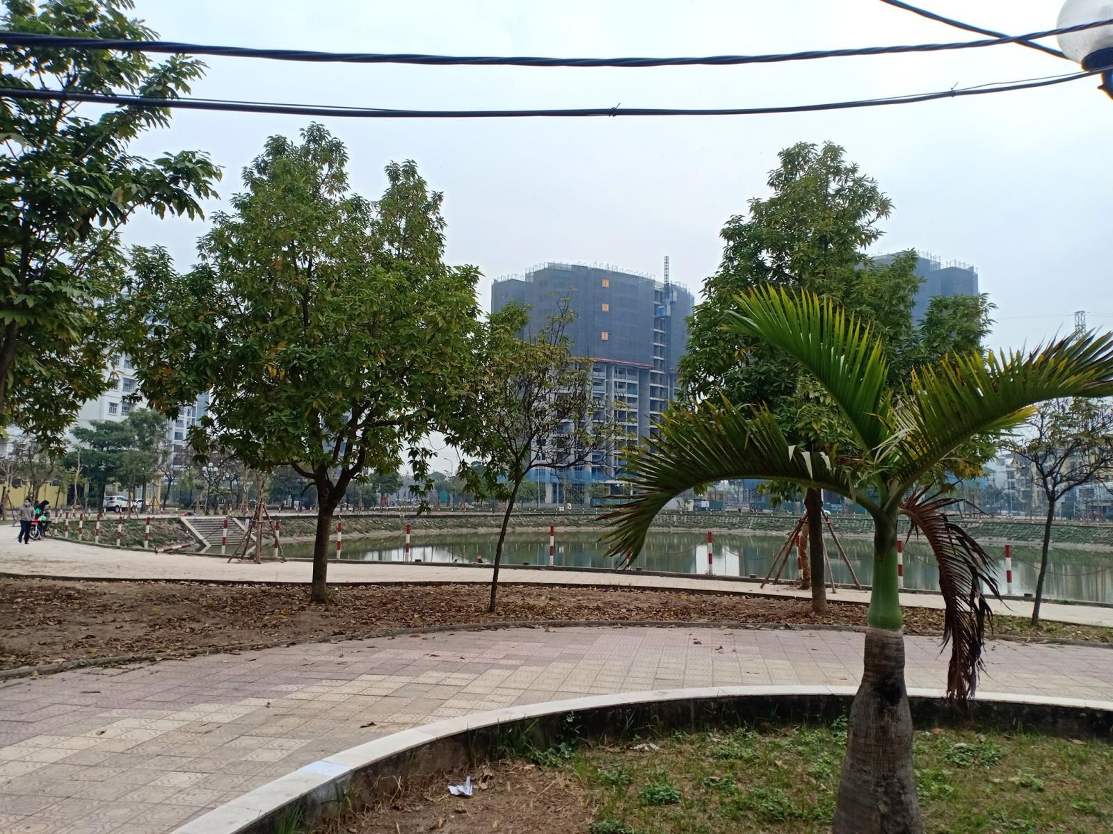 Bán căn biệt thự xây thô cạnh công viên Sài Đồng - KĐT Sài Đồng. DT 140m2 11347123