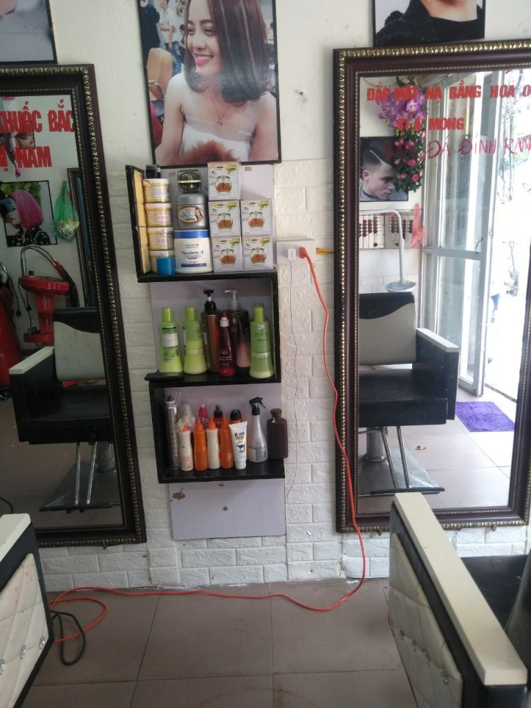 Chính chủ cần sang nhường salon tóc tại Hà Nội 11350628