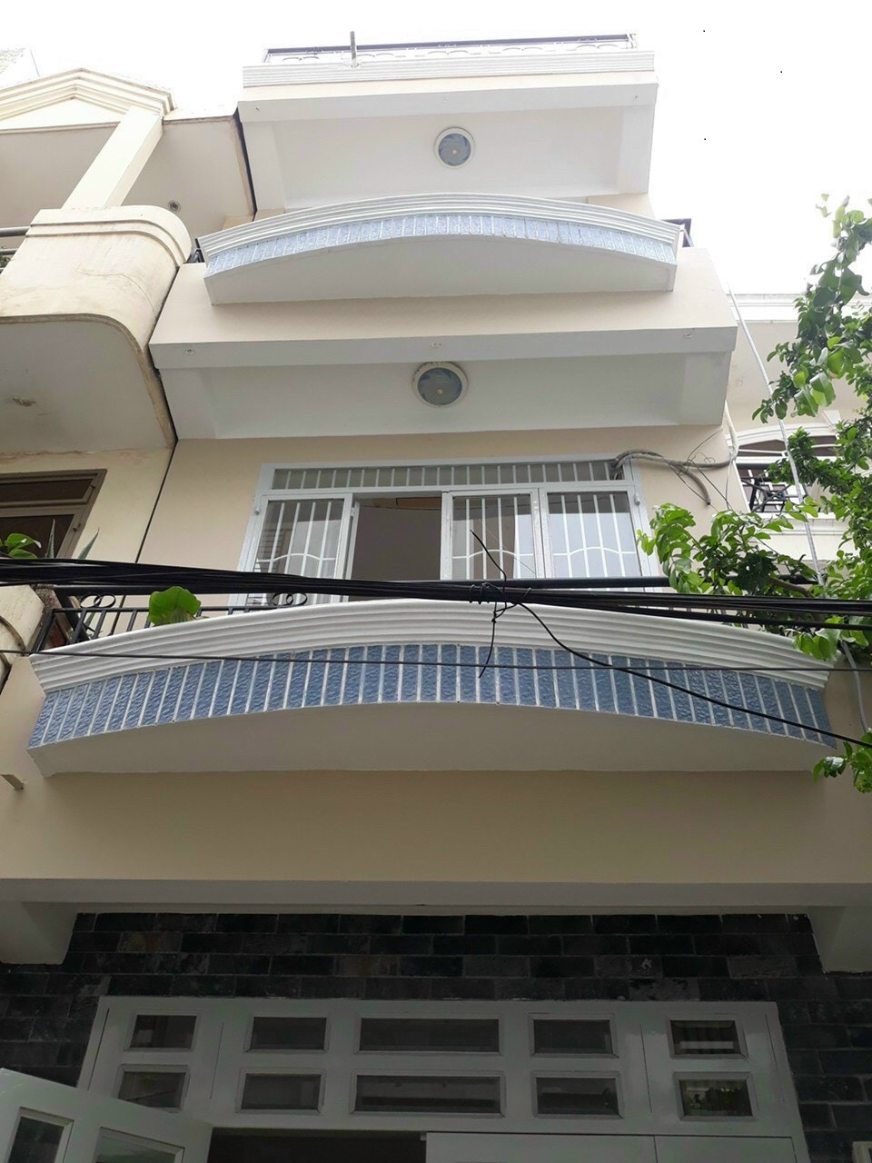 Nhà 4 tầng 2 mặt HXH 76 Nguyên Hồng p11 – giá chỉ 6.45 tỷ 11356989