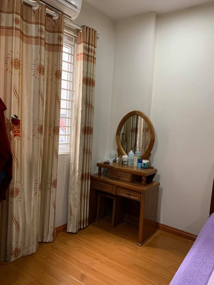 Gia đình mình đang cần tiền muốn bán nhanh nhà trong ngõ tại Hà Nội 11363026