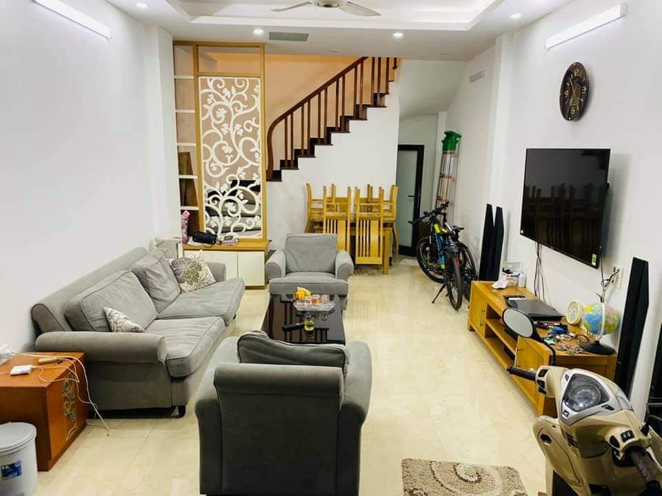 CỰC SỐC! Nhà quận Hoàng Mai, ngõ Ô TÔ thông, 30m2, 4T, giá 2.85 tỷ 11365822