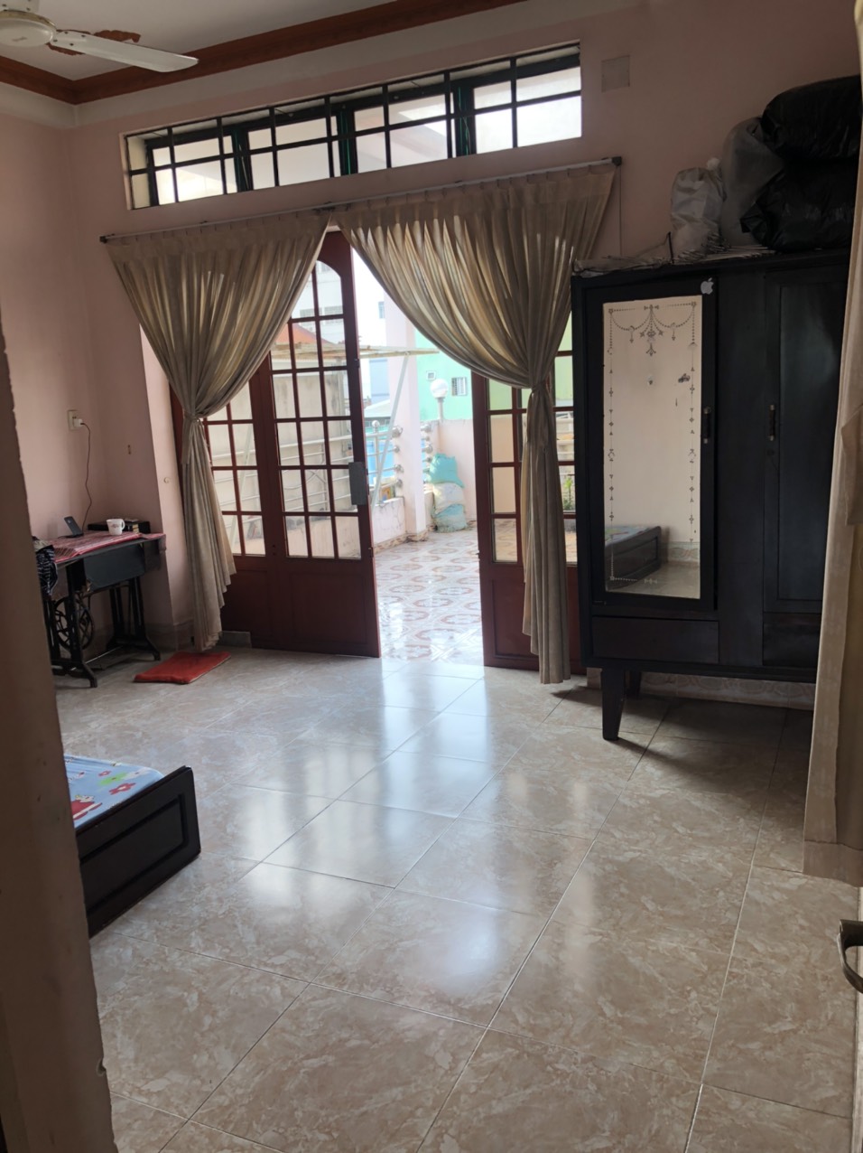 CHÍNH CHỦ CẦN BÁN NHANH NHÀ ĐẸP GÓC 2 MẶT TIỀN , GIÁ RẺ QUẬN TÂN PHÚ . LH : 0932627555 11398190