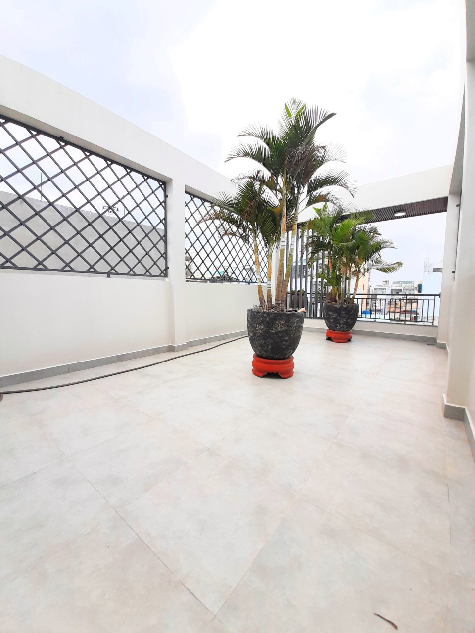 Hàng Ngộp Mặt tiền Quận 1 - 1 hầm 10 tầng - 8x20m 11455378