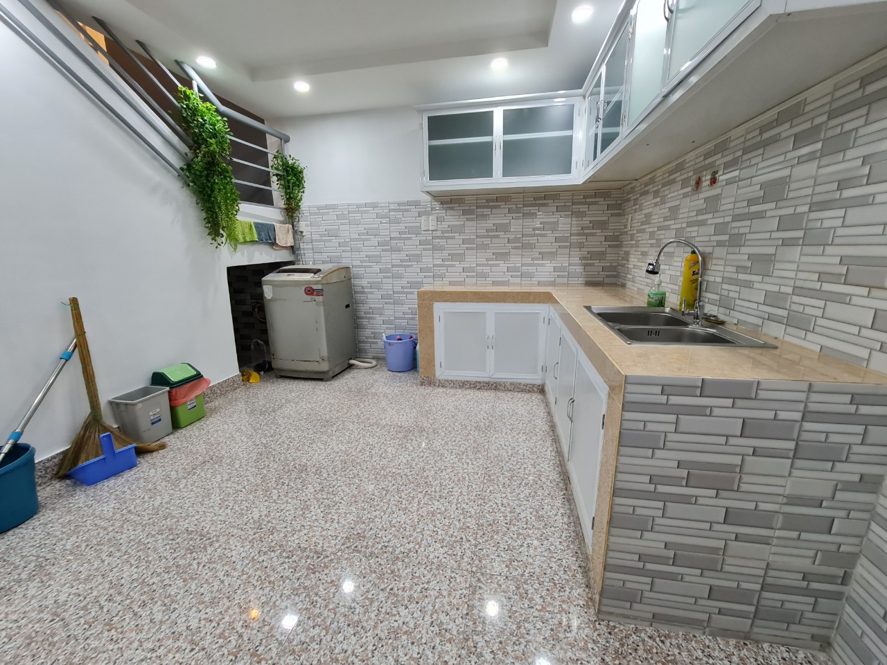 CHO THUÊ CĂN HỘ DỊCH VỤ SIMON HOUSE YÊN TĨNH , AN TOÀN , TIỆN LỢI 11480730