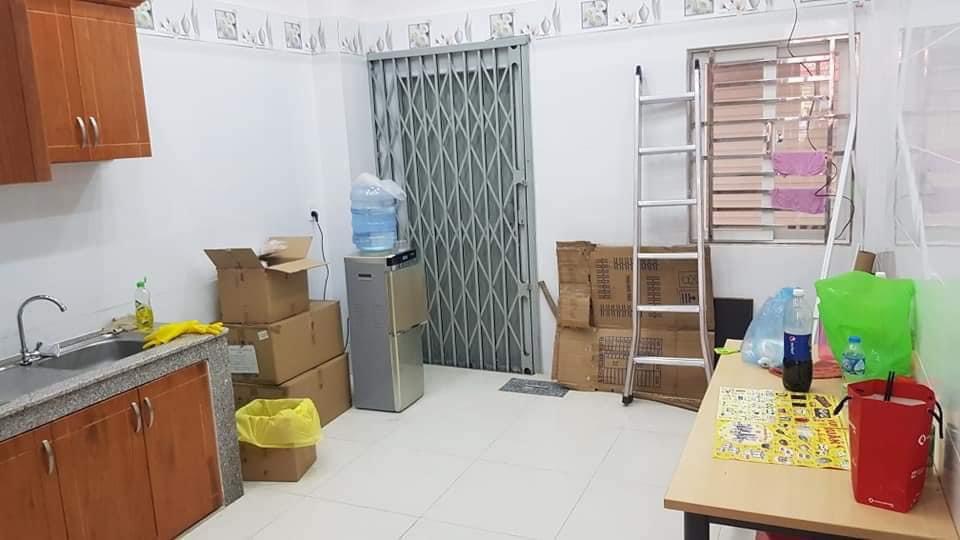 Bán nhà MT đường Cách Mạng Tháng 8, dt 55m2, 3 tầng, 4PN, 14 tỷ (TL) 11486056