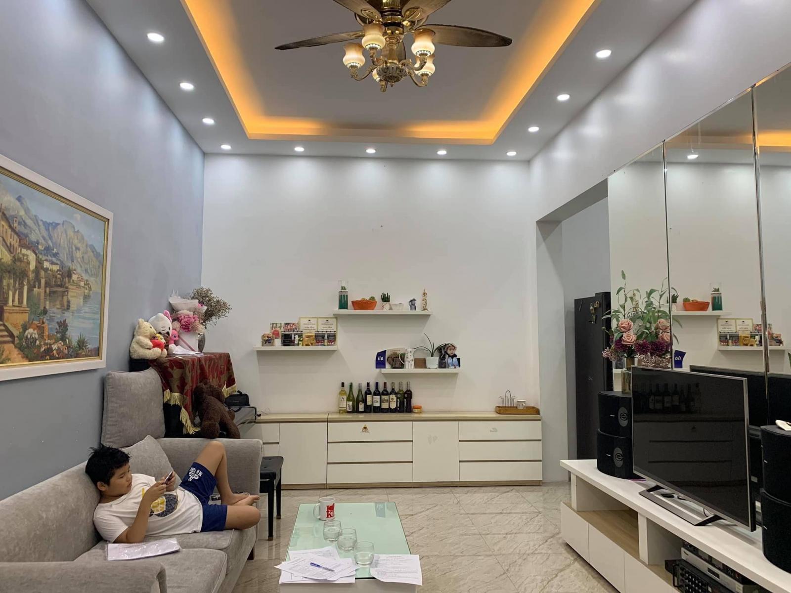 Bán gấp nhà mới 5 tầng, DT 35m2, phố Nguyễn Văn Trỗi, Mỗ Lao, Hà Đông, giá 3.2 tỷ,  11490309