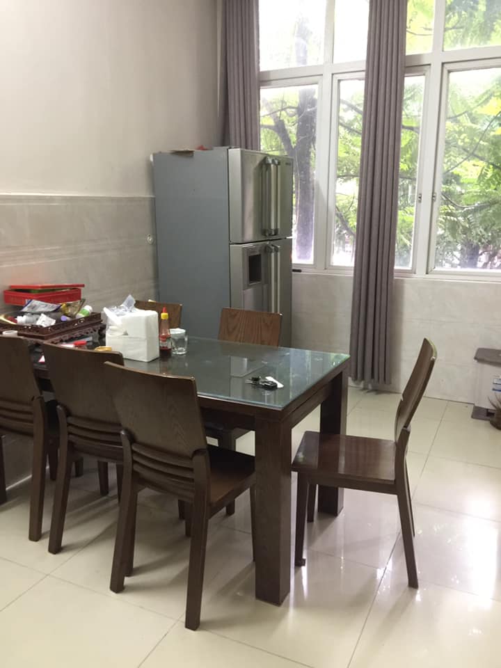 Bán Nhà Mặt phố Phan Kế Bính 42m 5T MT 6m KD hiệu quả 13 tỷ 5. LH 0349157982. 11492583