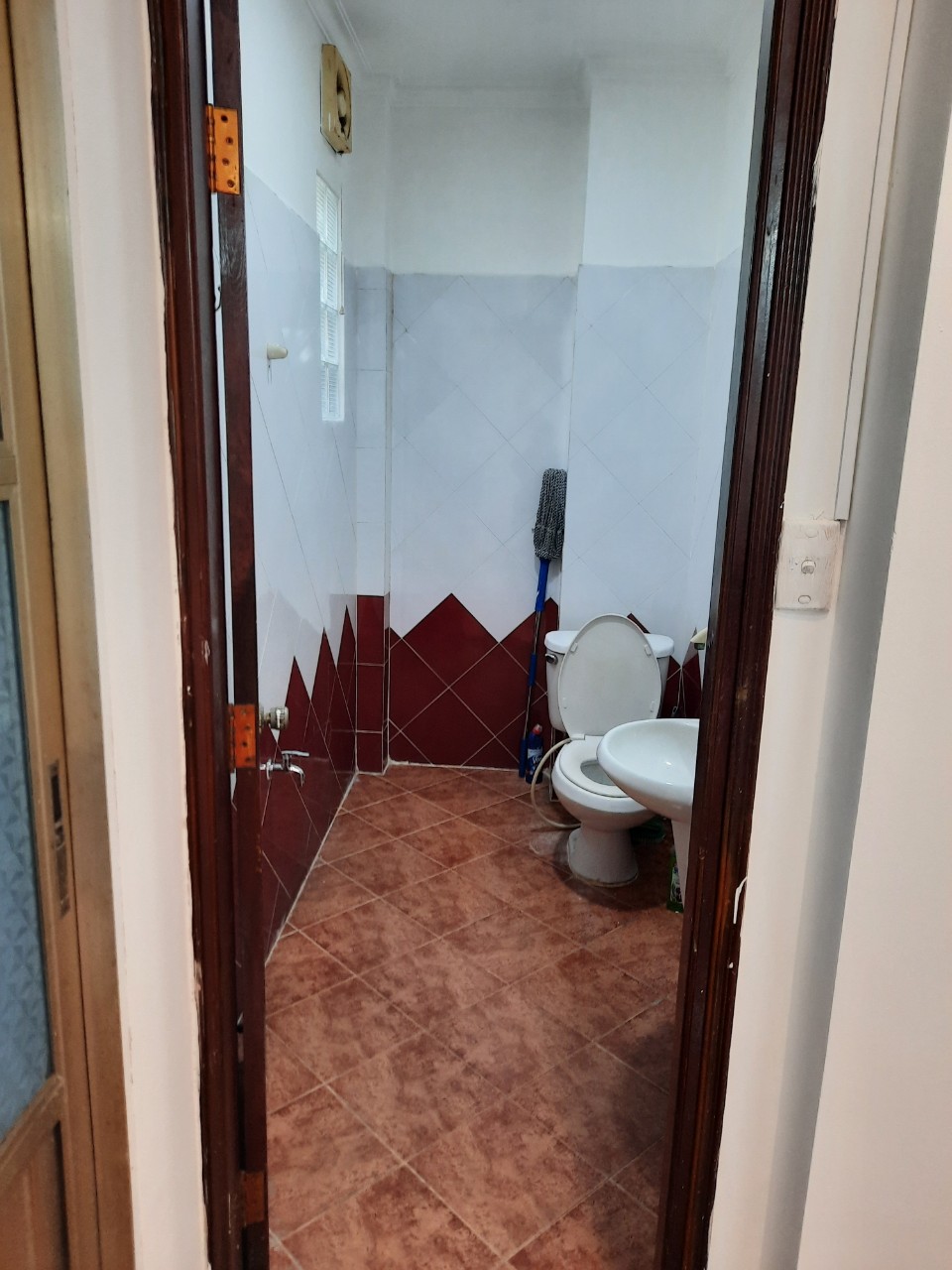 CHÍNH CHỦ CẦN BÁN GẤP NHÀ PHỐ 1 TRỆT 3 LẦU NGAY NGÃ 6 GÒ VẤP 11502806