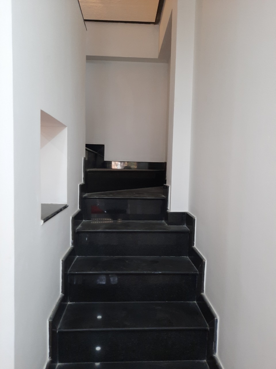 CHÍNH CHỦ CẦN BÁN GẤP NHÀ PHỐ 1 TRỆT 3 LẦU NGAY NGÃ 6 GÒ VẤP 11502806