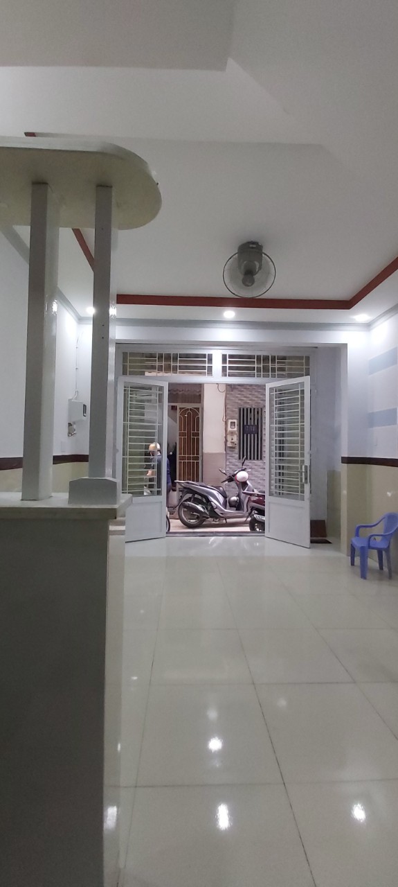 CẦN BÁN GẤP NHÀ 1 TRỆT 2 LẦU TÂN THỚI HIỆP -QUẬN 12-TPHCM 11518687