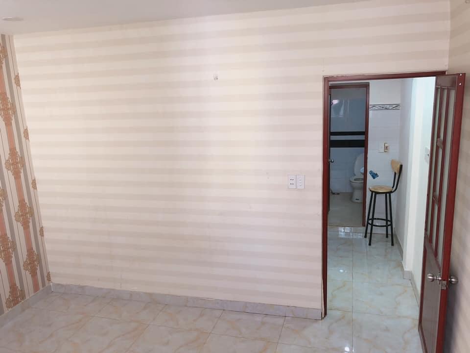 Bán nhà MT đường Ngô Gia Tự, DT 90m2 (5x18m), giá 25 tỷ (TL). nhà C4 11538698