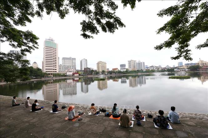 Bán nhà mặt phố Giảng Võ 35m2, 5 tầng, kinh doanh, ô tô vào nhà, 7.5 tỷ. 11544300