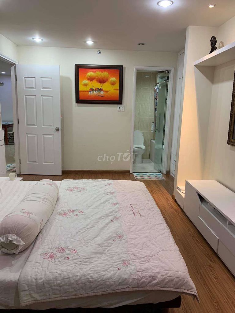 Cho thuê rẻ căn hộ cực đẹp Harmona cao cấp: 81m2, 2PN, 2WC, Full NT mới, giá: 14tr/th. 11549347