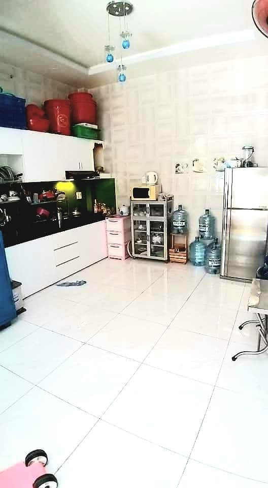 Bán nhà Măt tiền đường Chợ Tân Hương, DT 95m2 (5.6x18m), giá 12.3 tỷ (TL) 11549471