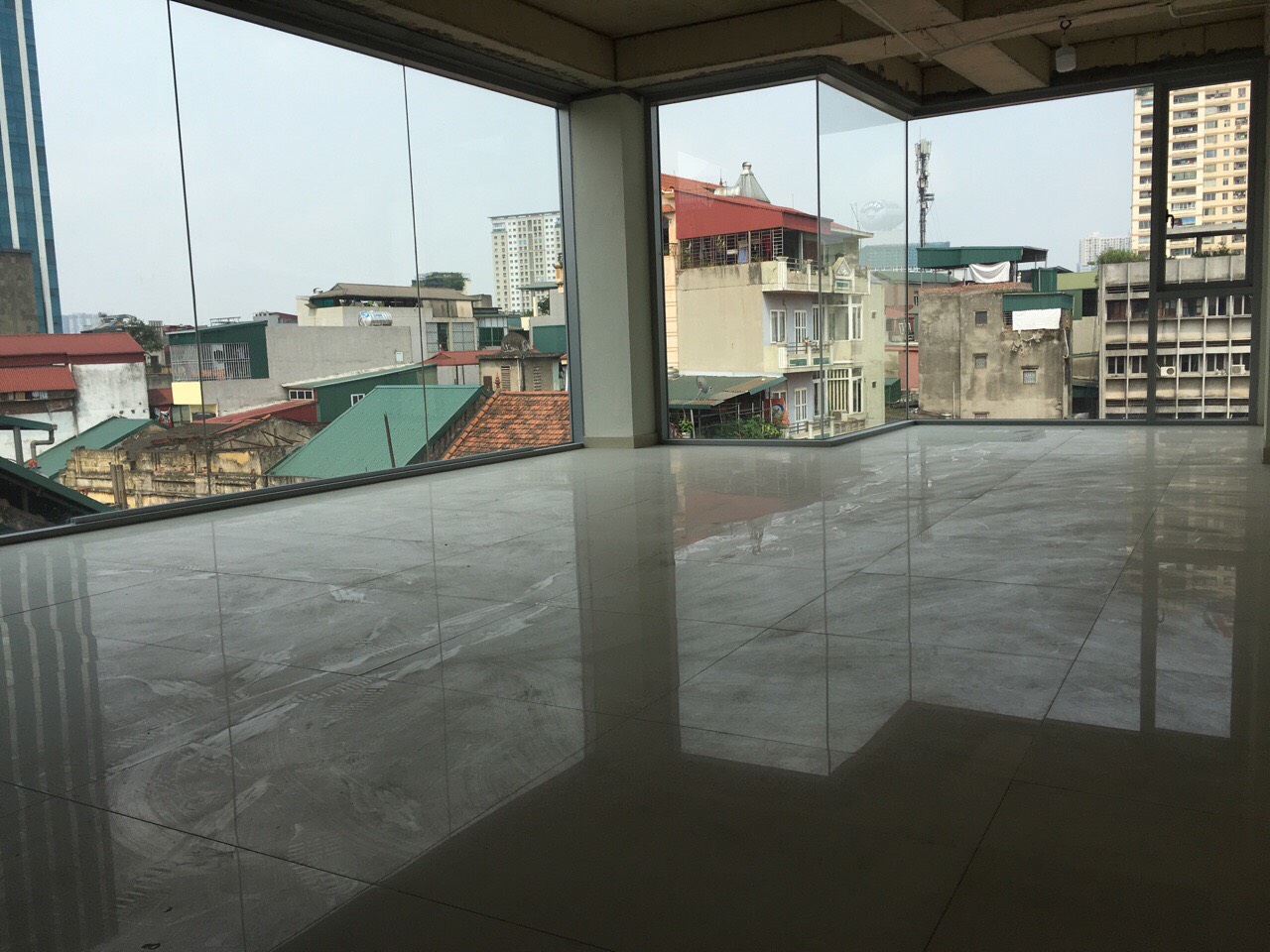 Cho thuê nhà mặt phố số 30 Trương Đinh, gần Chợ Mơ, Hai Bà Trưng, Hà Nội 11549737