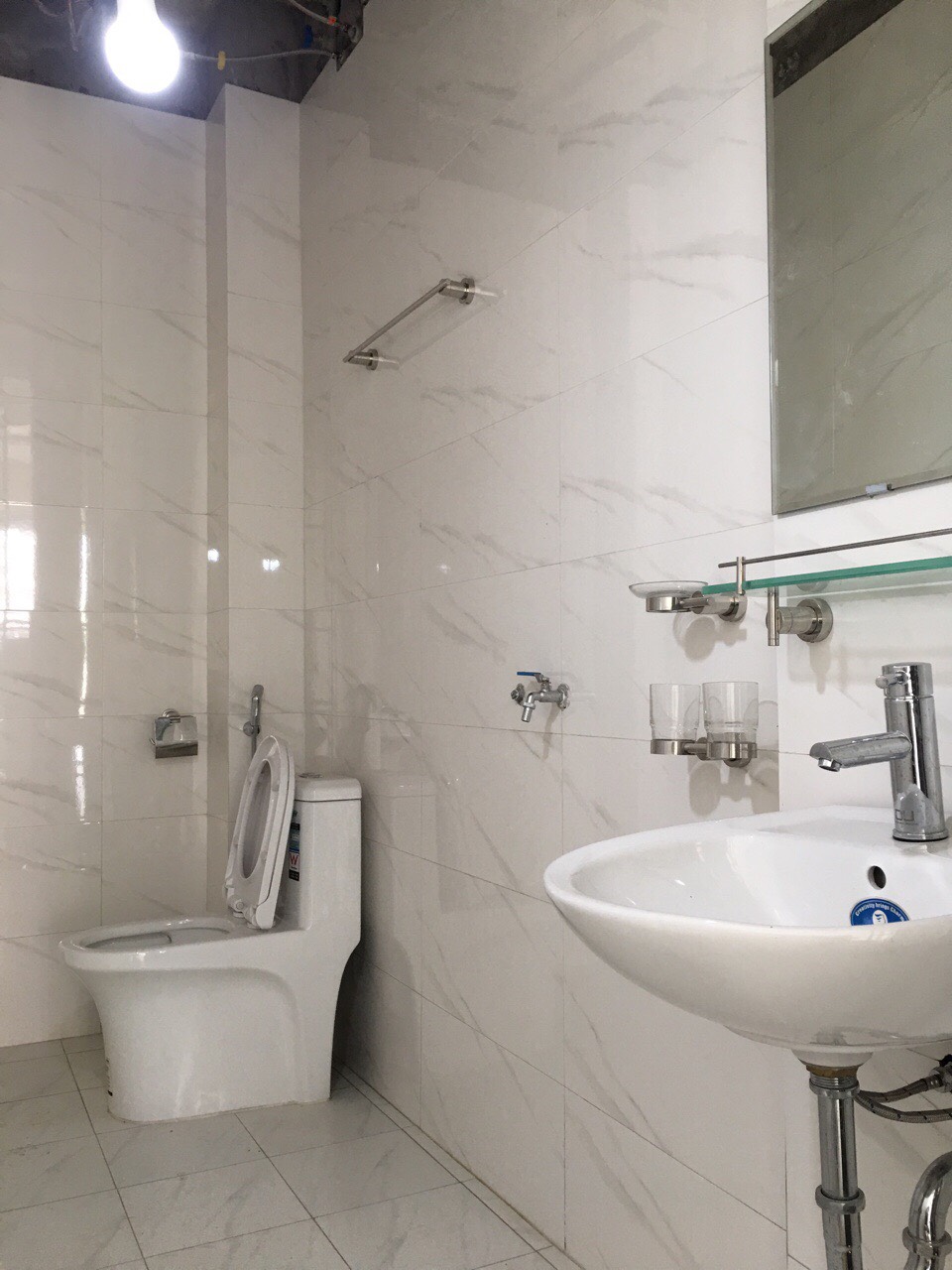 Cho thuê nhà mặt phố số 30 Trương Đinh, gần Chợ Mơ, Hai Bà Trưng, Hà Nội 11549737