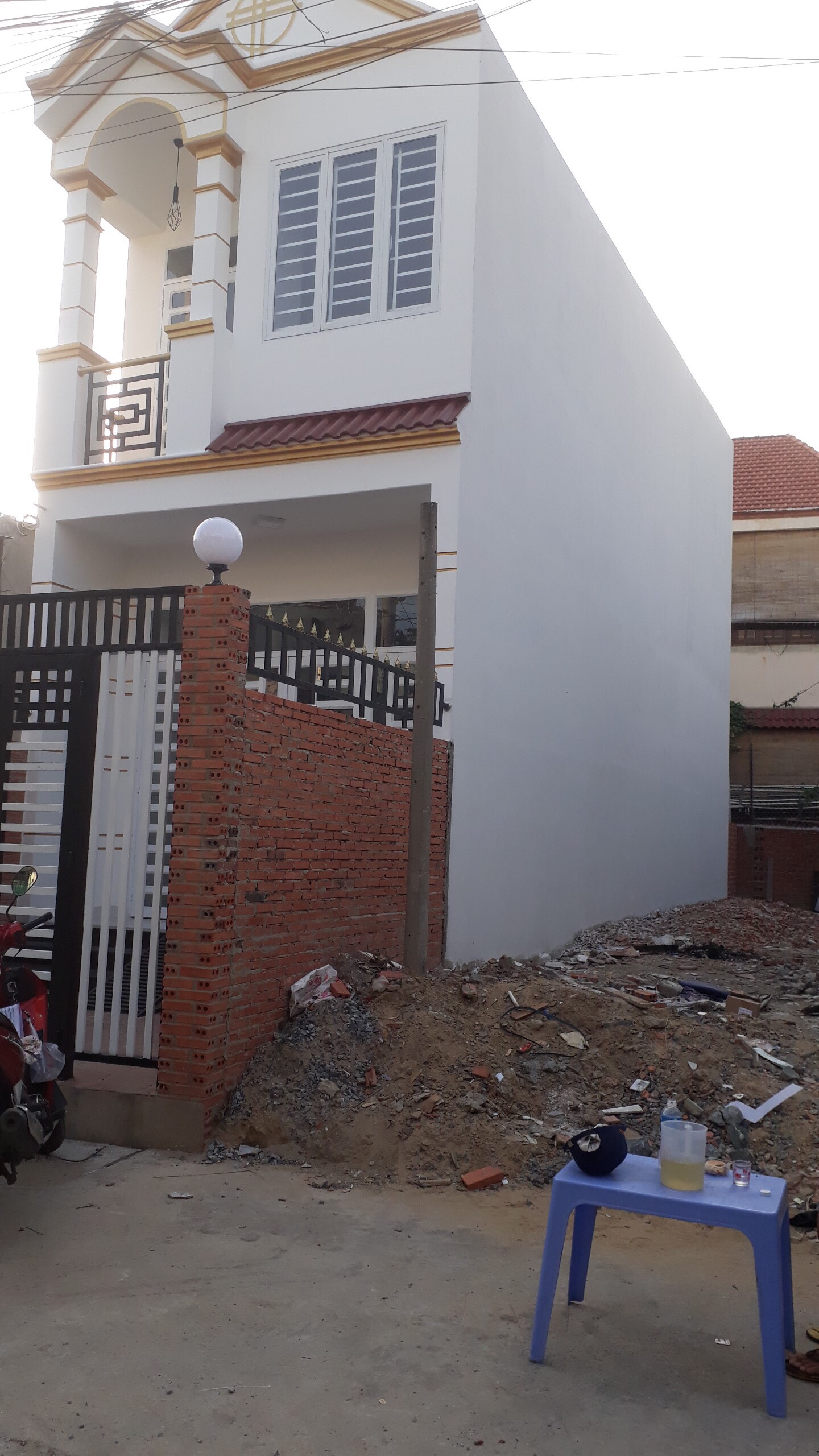 Bán nhanh lô đất ngay ngã tư Linh Xuân, TP.Thủ Đức, DT 74m2 (4 x 18,5) giá 4,2 tỷ 11551403