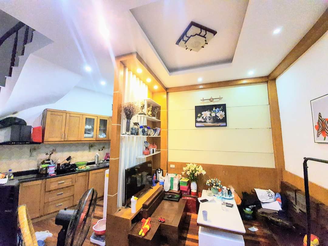 BÁN NHÀ KIM NGƯU - TRUNG TÂM QUẬN HAI BÀ TRƯNG - GẦN Ô TÔ - NHÀ ĐẸP - DÂN XÂY. LH: 0927084761 11559320