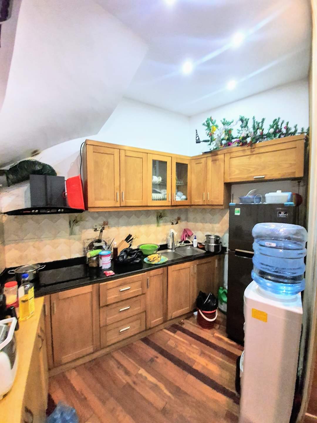 BÁN NHÀ KIM NGƯU - TRUNG TÂM QUẬN HAI BÀ TRƯNG - GẦN Ô TÔ - NHÀ ĐẸP - DÂN XÂY. LH: 0927084761 11559320