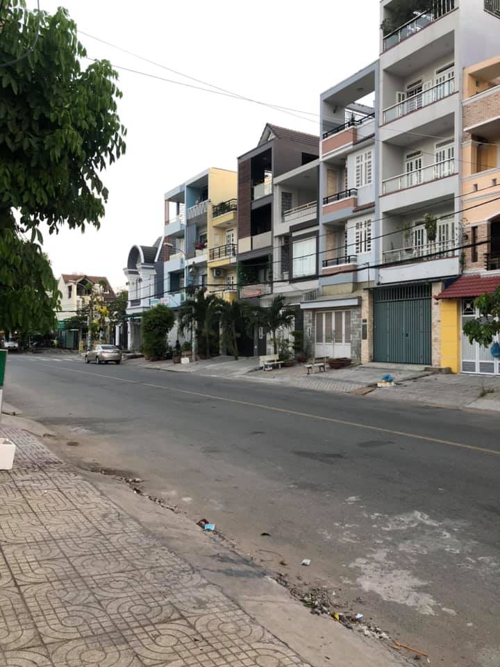 KẸT VỐN LÀM ĂN CẦN BÁN GẤP CĂN NHÀ PHỐ MẶT TIỀN ĐƯỜNG NHỰA LỚN, GẦN BẾN XE QUẬN 8, THUỘC KDC ẤP 5, 11560059