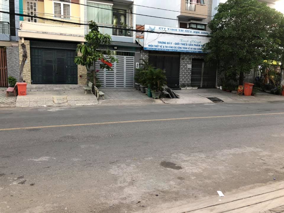 KẸT VỐN LÀM ĂN CẦN BÁN GẤP CĂN NHÀ PHỐ MẶT TIỀN ĐƯỜNG NHỰA LỚN, GẦN BẾN XE QUẬN 8, THUỘC KDC ẤP 5, 11560059