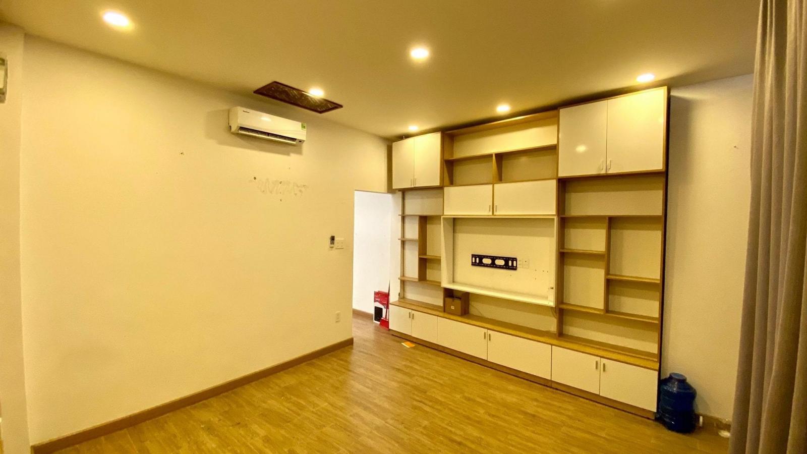 Bán nhà Mặt tiền Hoàng Sa, Quận 3, DT 36m2 (4.5x8m), 3 tầng, 12 tỷ (TL) 11562317