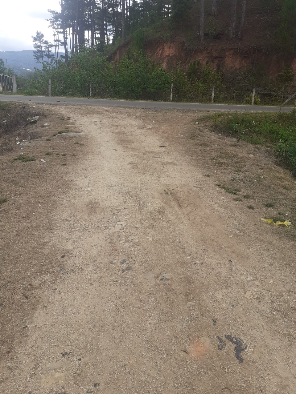 CẦN BÁN 18HA ĐẤT VIEW NGHỈ DƯỠNG MẶT TIỀN ĐƯỜNG NHỰA GẦN KHU DU LỊCH BIDUP 11565600