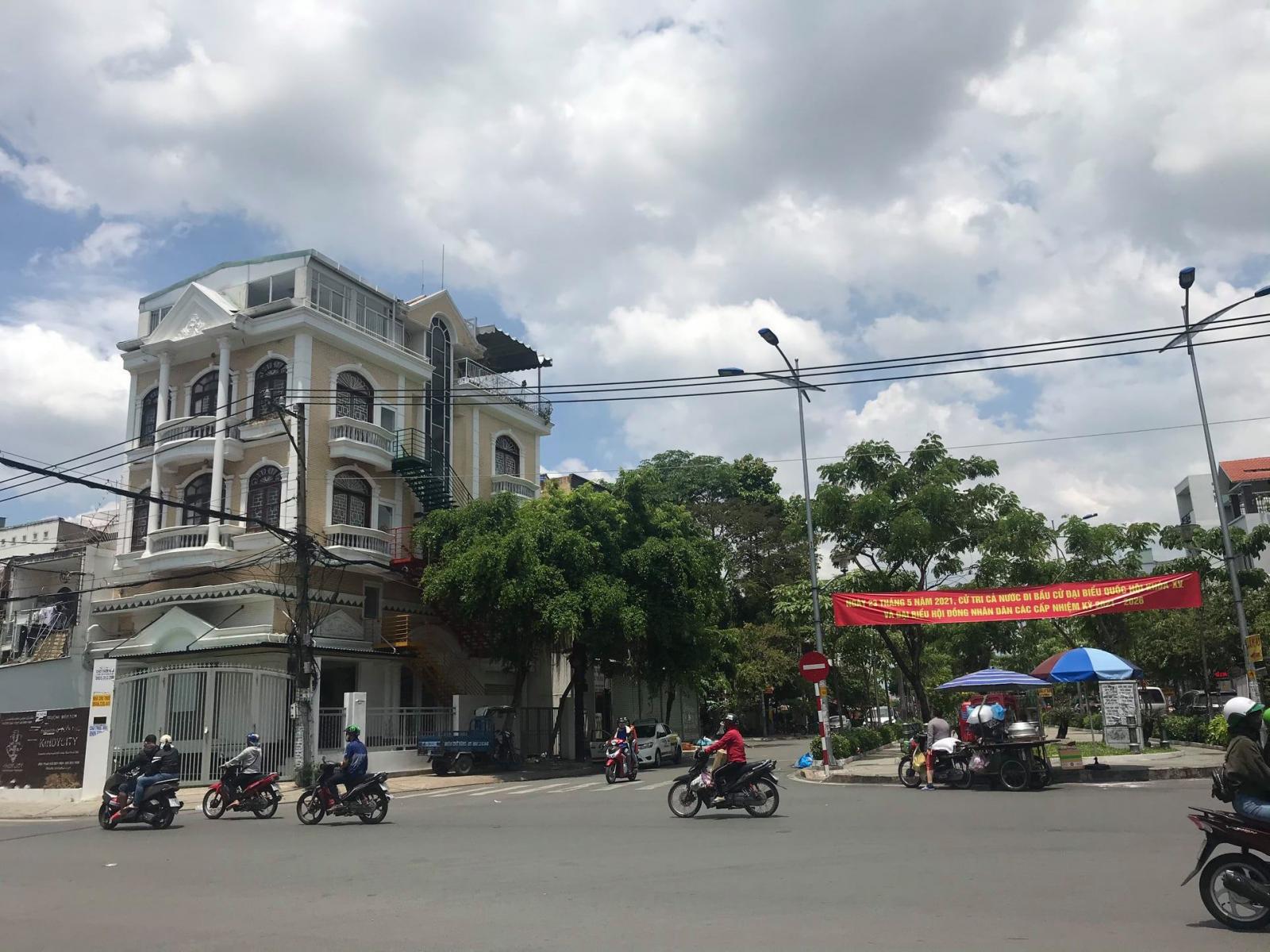 Bán nhà HXT né HXH Phạm Huy Thông Gò Vấp,90m2(5x18), 3 lầu giá 9.4 tỷ. 11567854